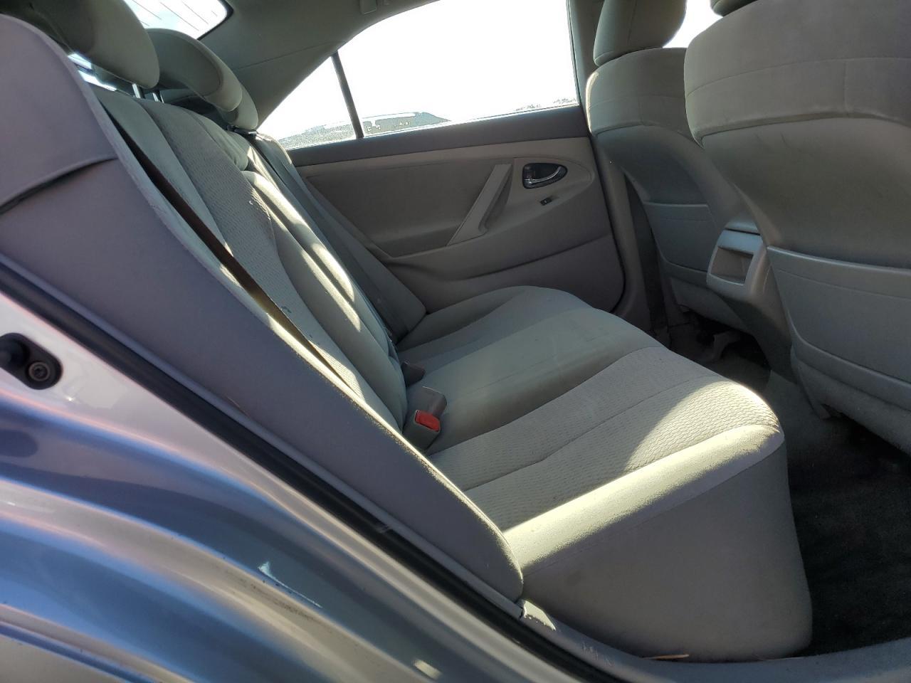 2011 TOYOTA CAMRY