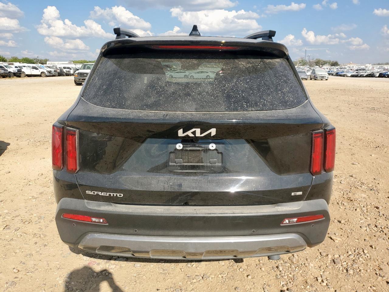 2023 KIA SORENTO