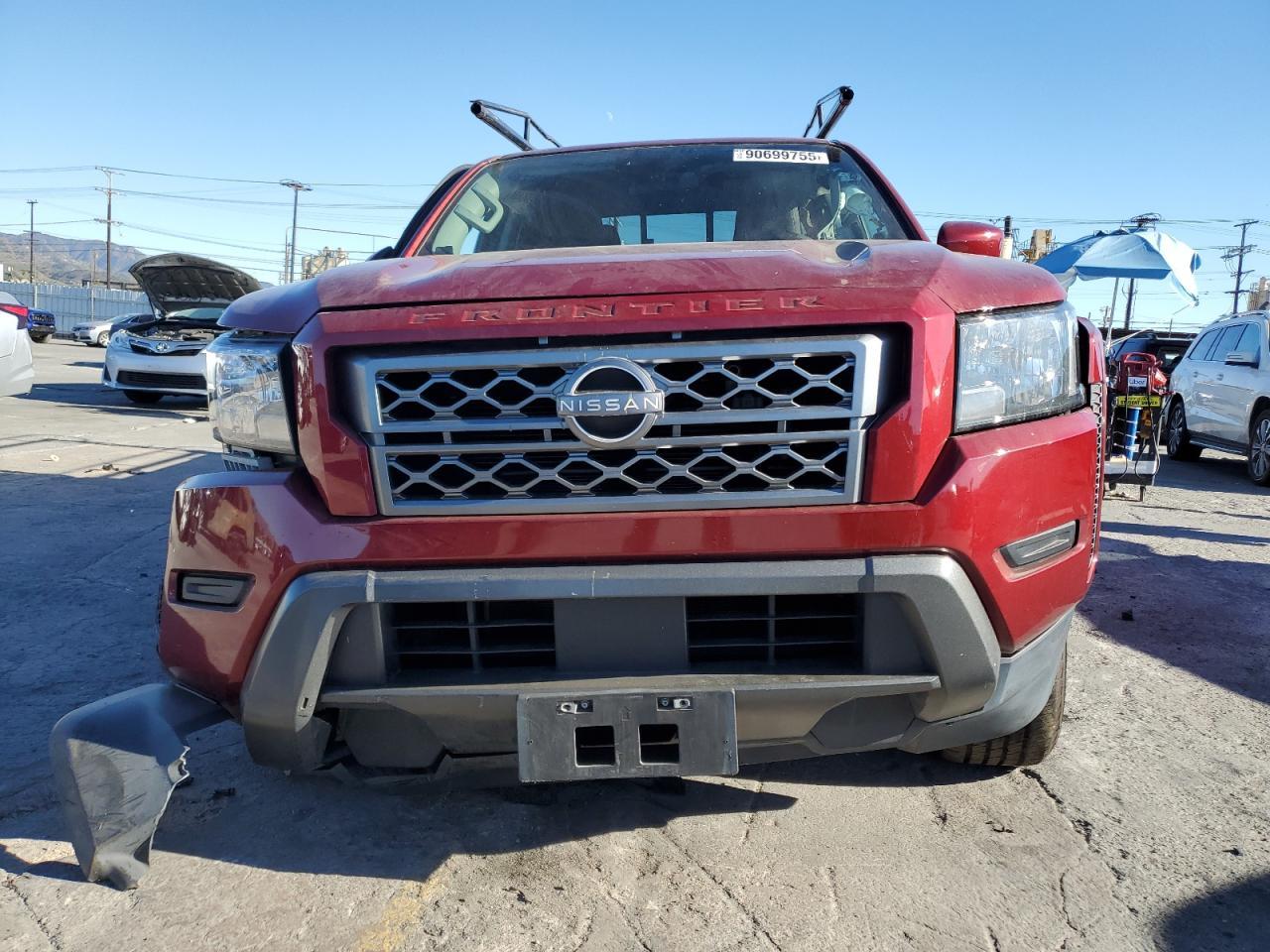 2022 NISSAN Frontier