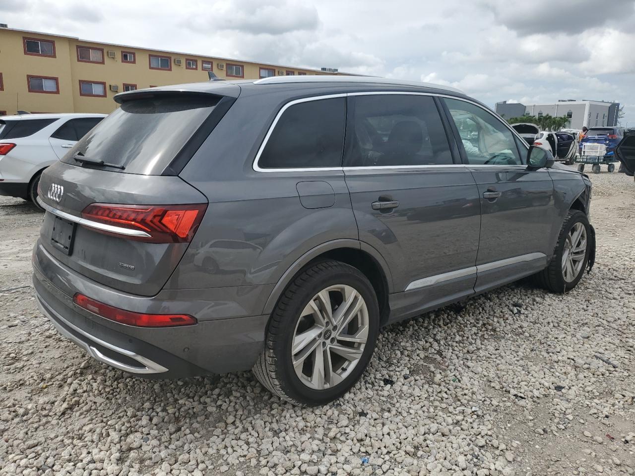 2021 AUDI Q7