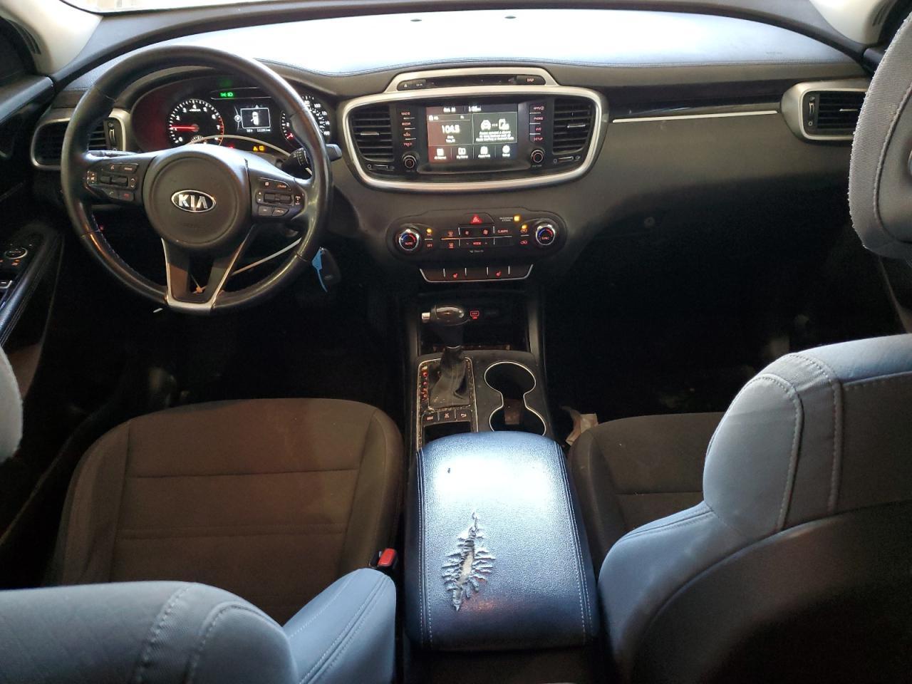 2017 KIA SORENTO
