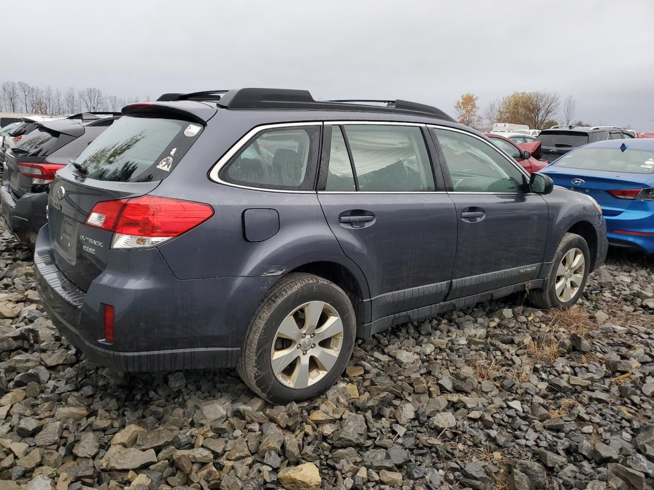 2014 SUBARU Outback