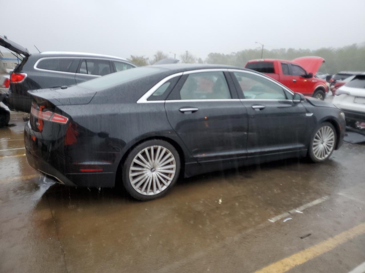 2017 LINCOLN MKZ