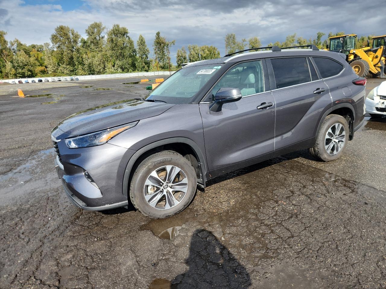 2024 TOYOTA HIGHLANDER