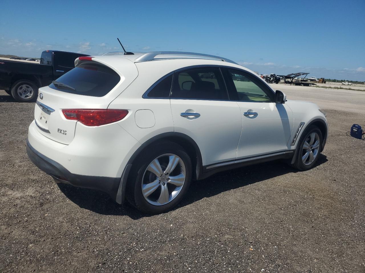 2009 INFINITI FX35