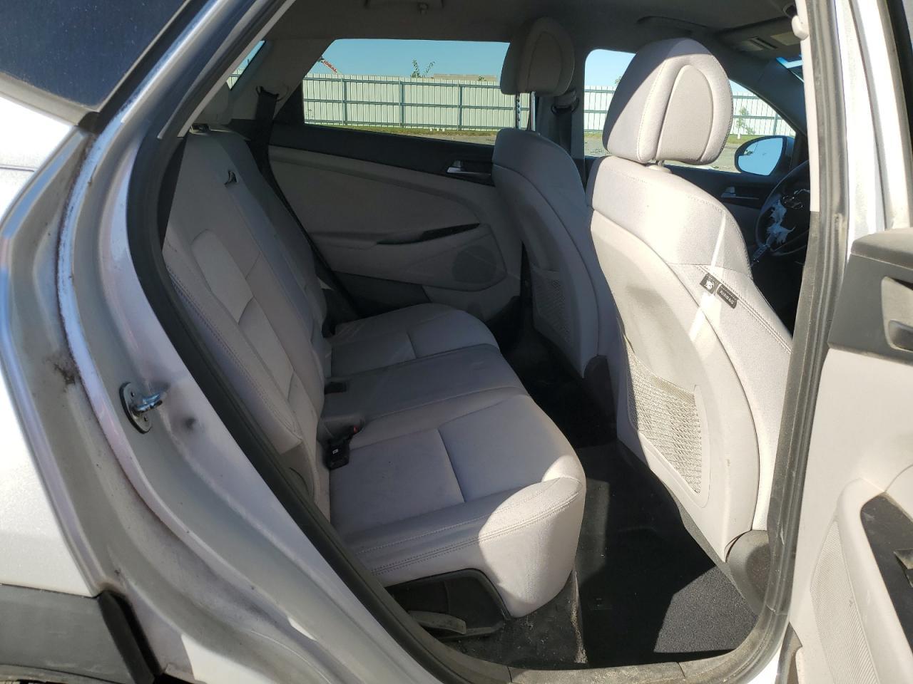 2017 HYUNDAI TUCSON