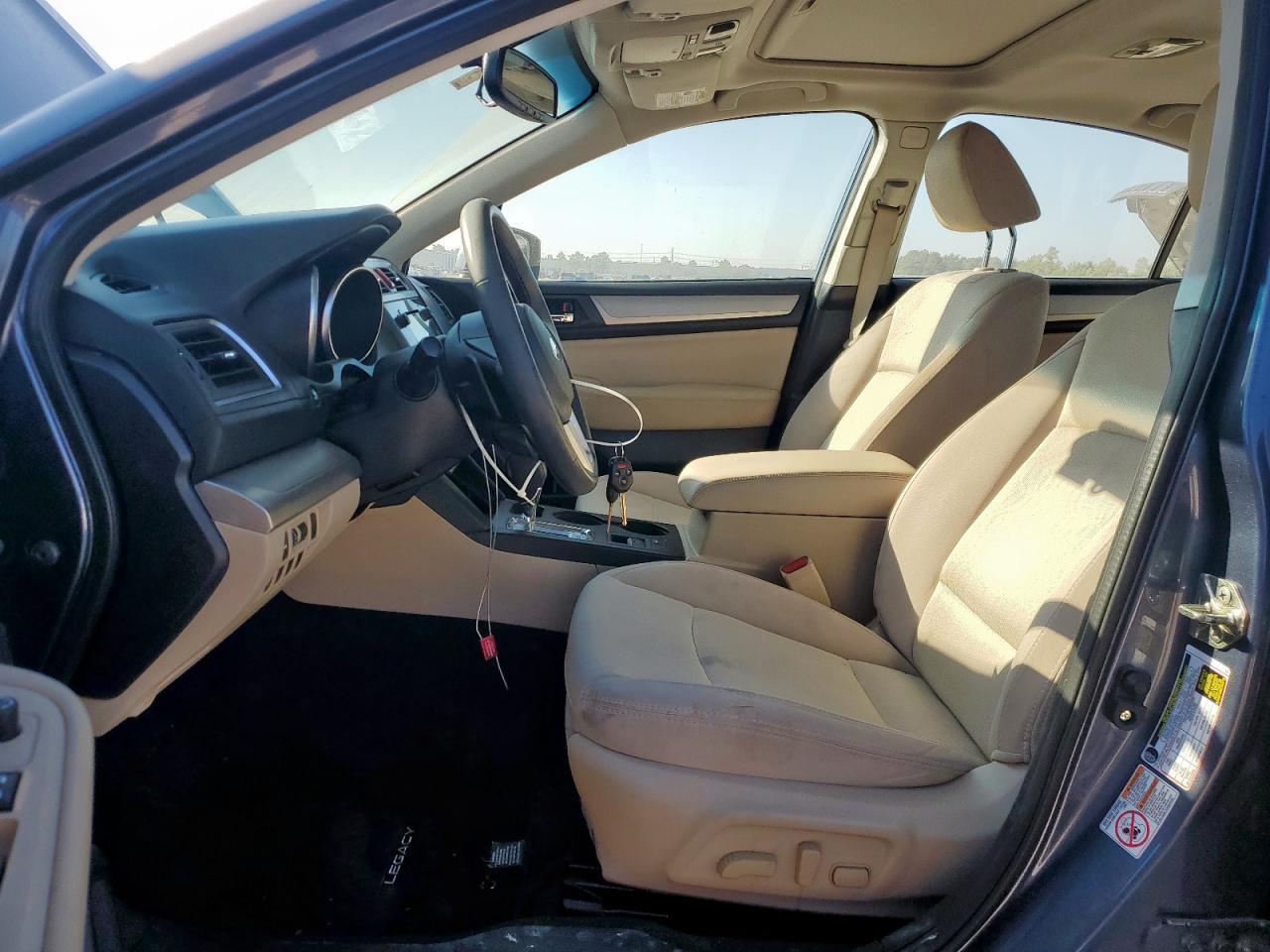 2017 SUBARU Legacy
