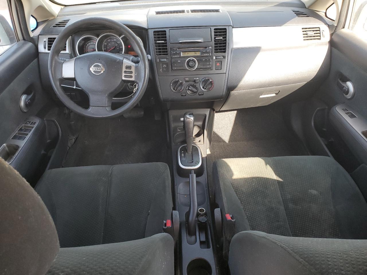 2010 NISSAN VERSA