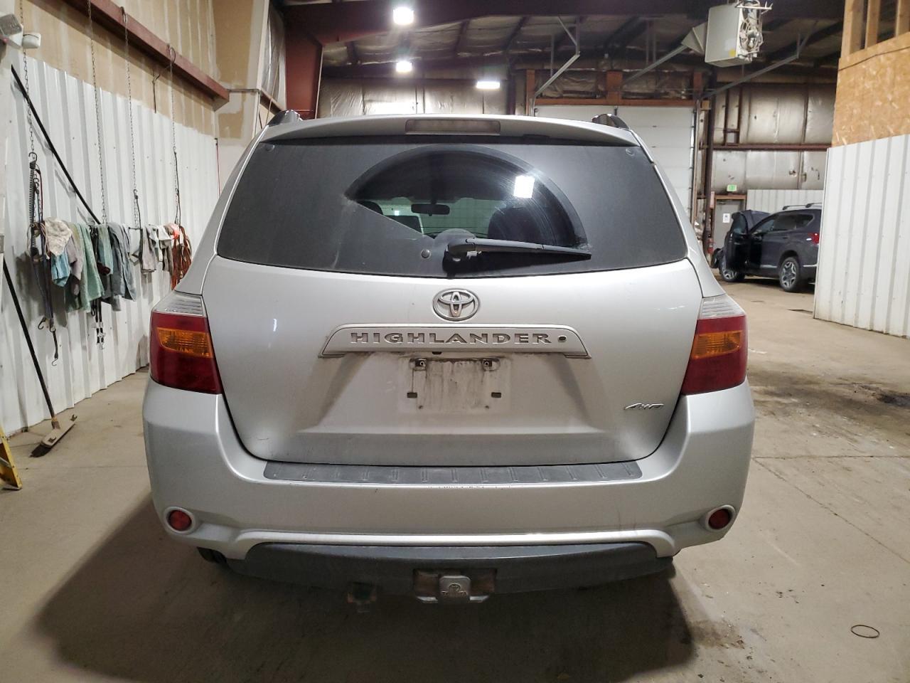 2010 TOYOTA HIGHLANDER