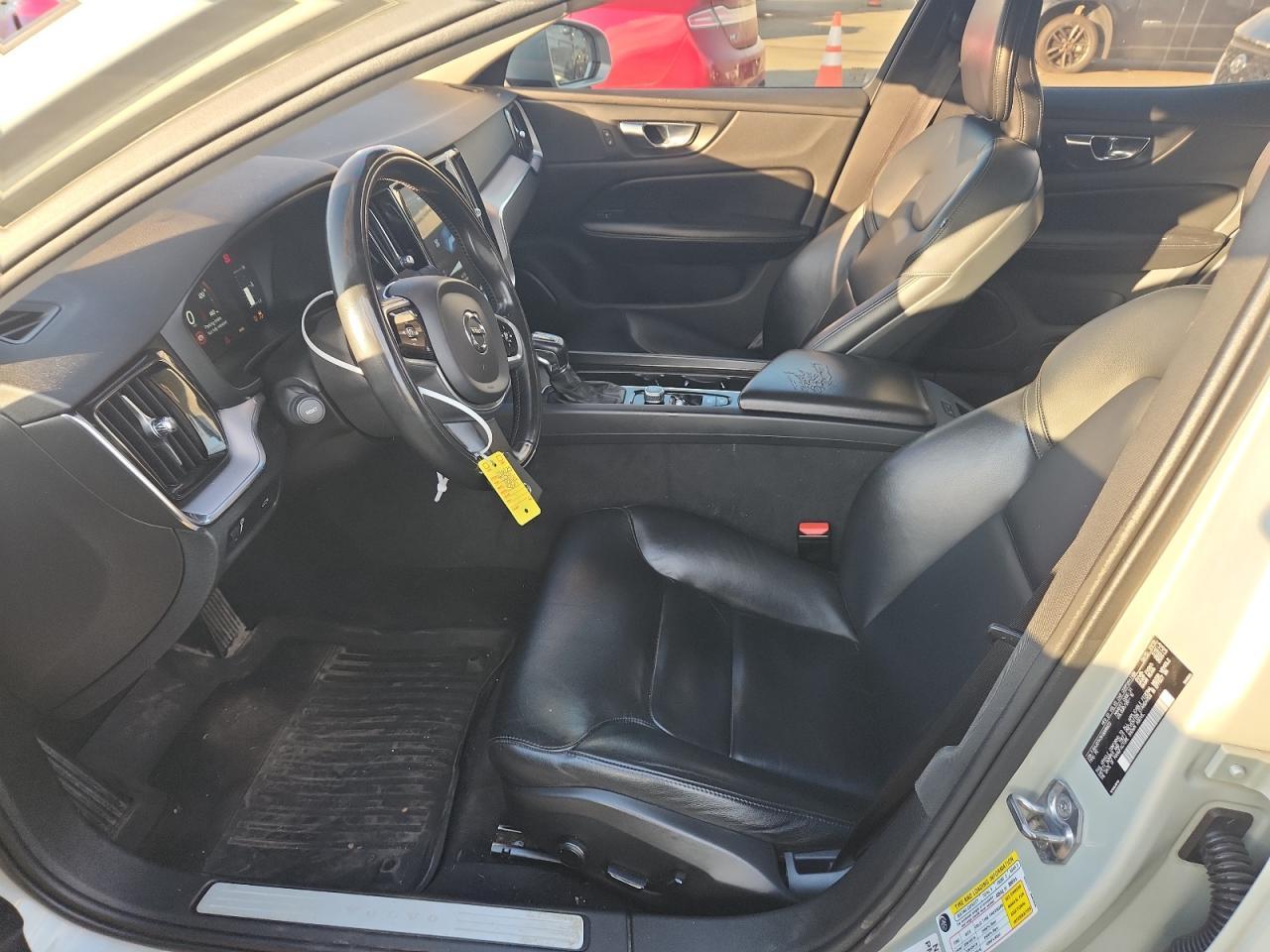 2019 VOLVO S60