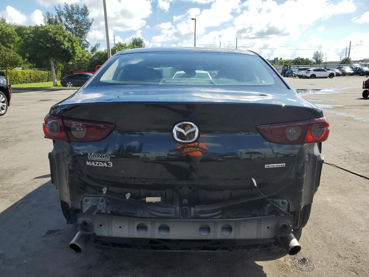 2019 MAZDA 3