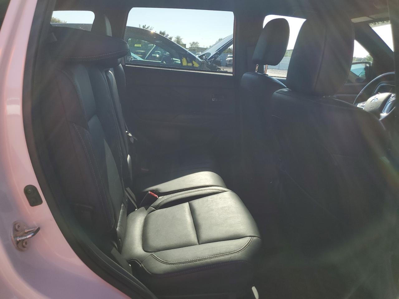 2022 MITSUBISHI outlander