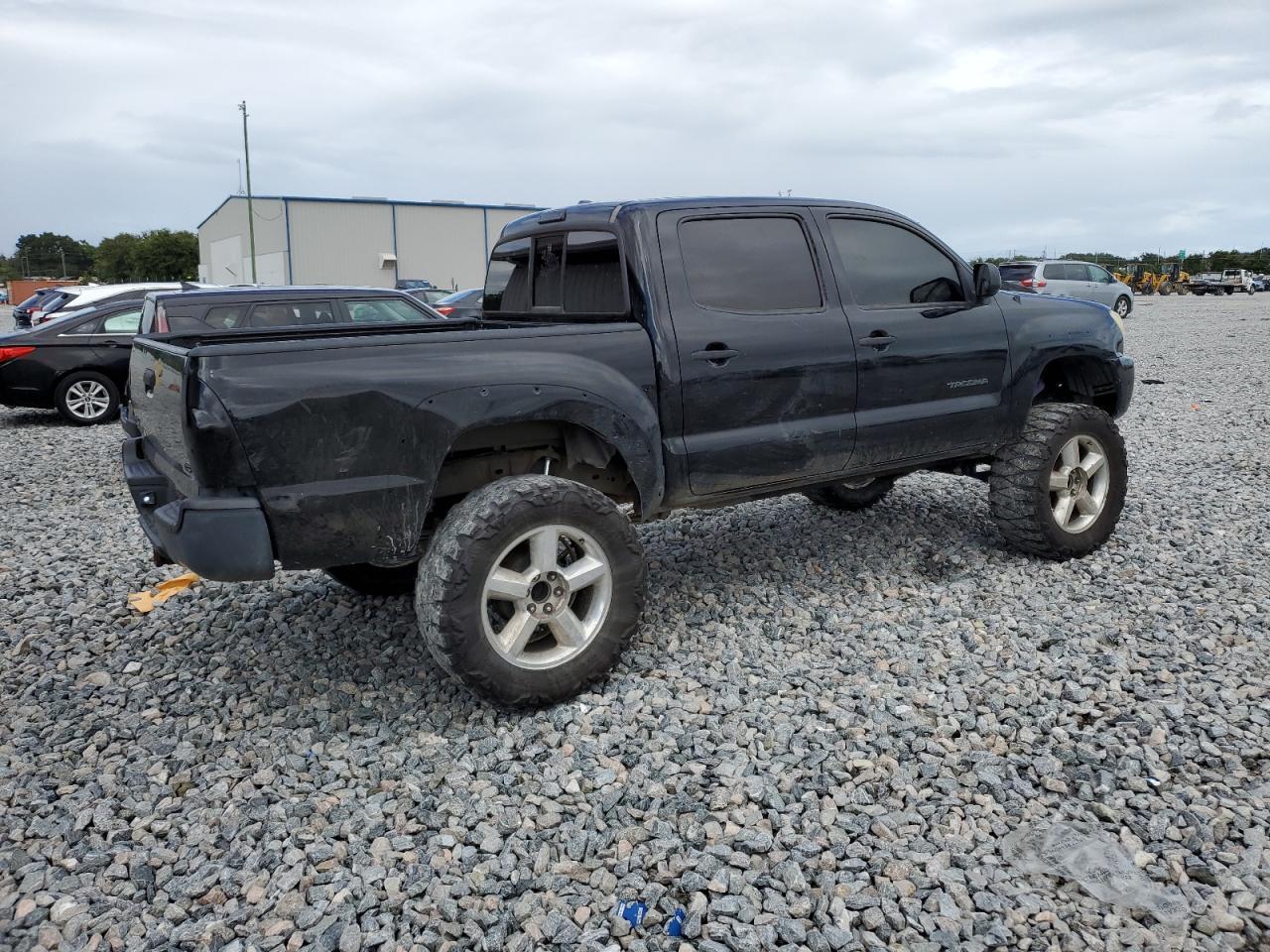 2011 TOYOTA TACOMA