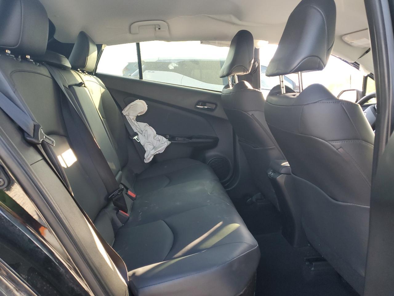 2022 TOYOTA PRIUS