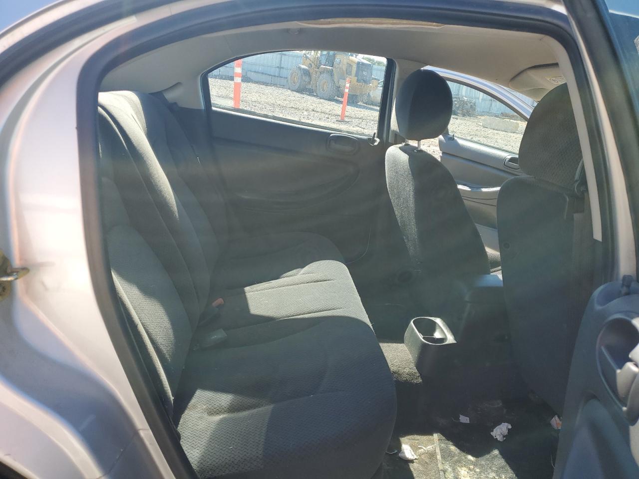 2004 DODGE Stratus