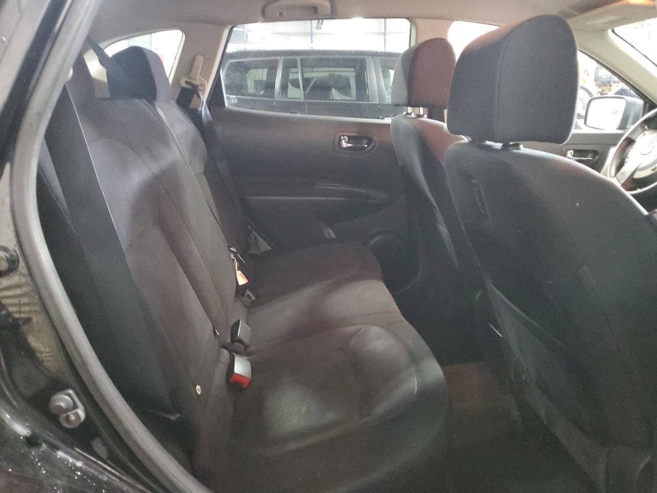 2013 NISSAN ROGUE