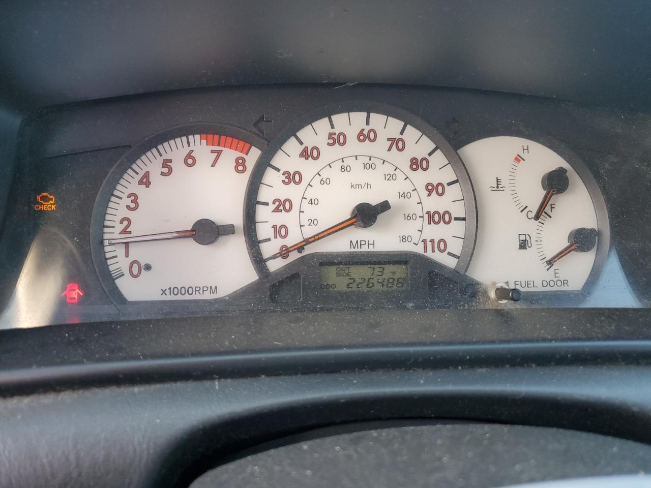 2004 TOYOTA COROLLA