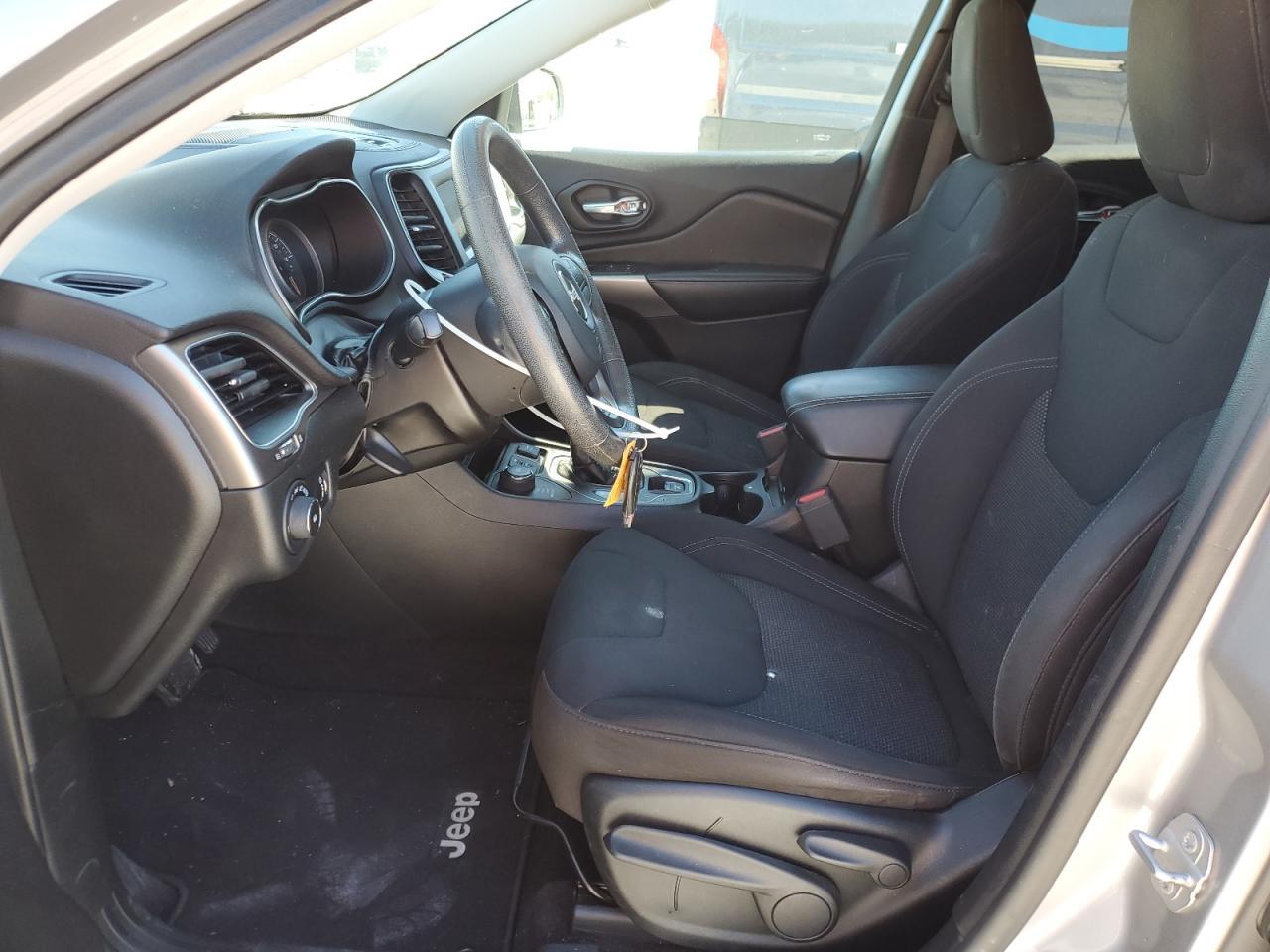 2019 JEEP CHEROKEE