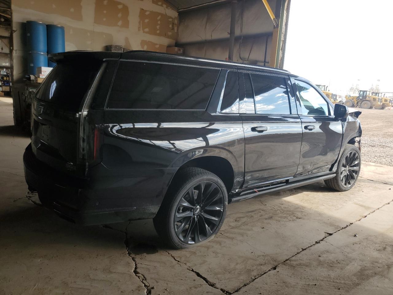 2025 CADILLAC Escalade ESV