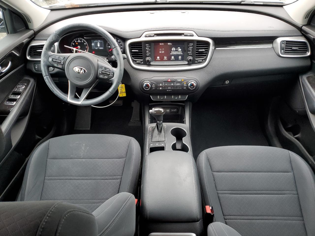 2017 KIA SORENTO