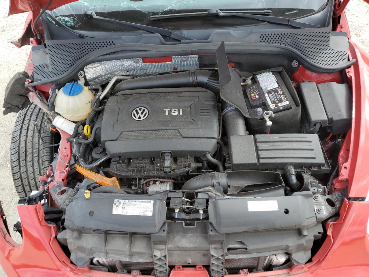 2015 VOLKSWAGEN Beetle