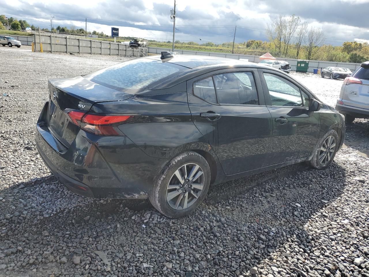 2020 NISSAN VERSA