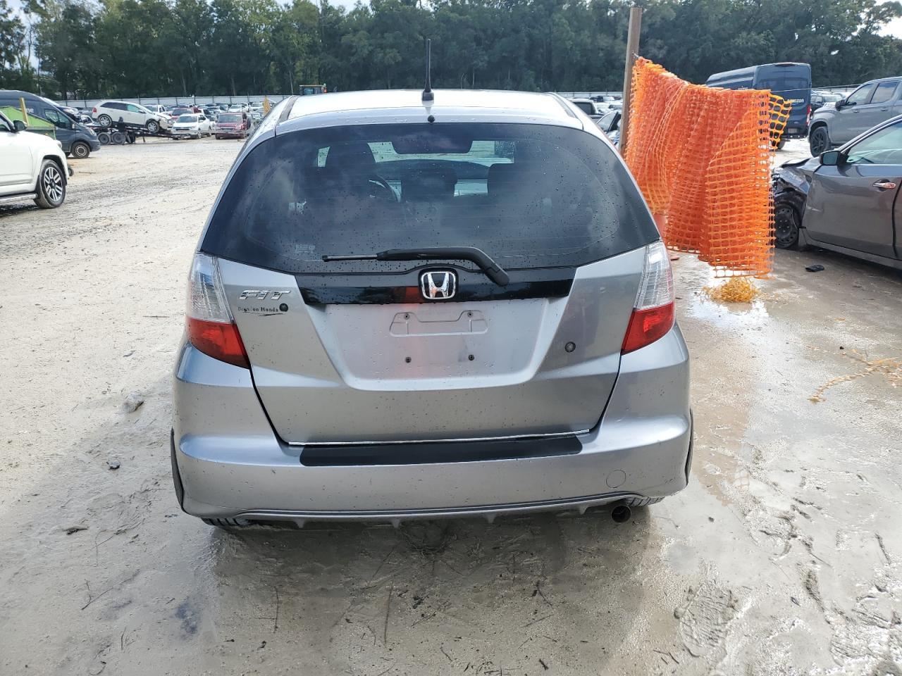 2010 HONDA FIT