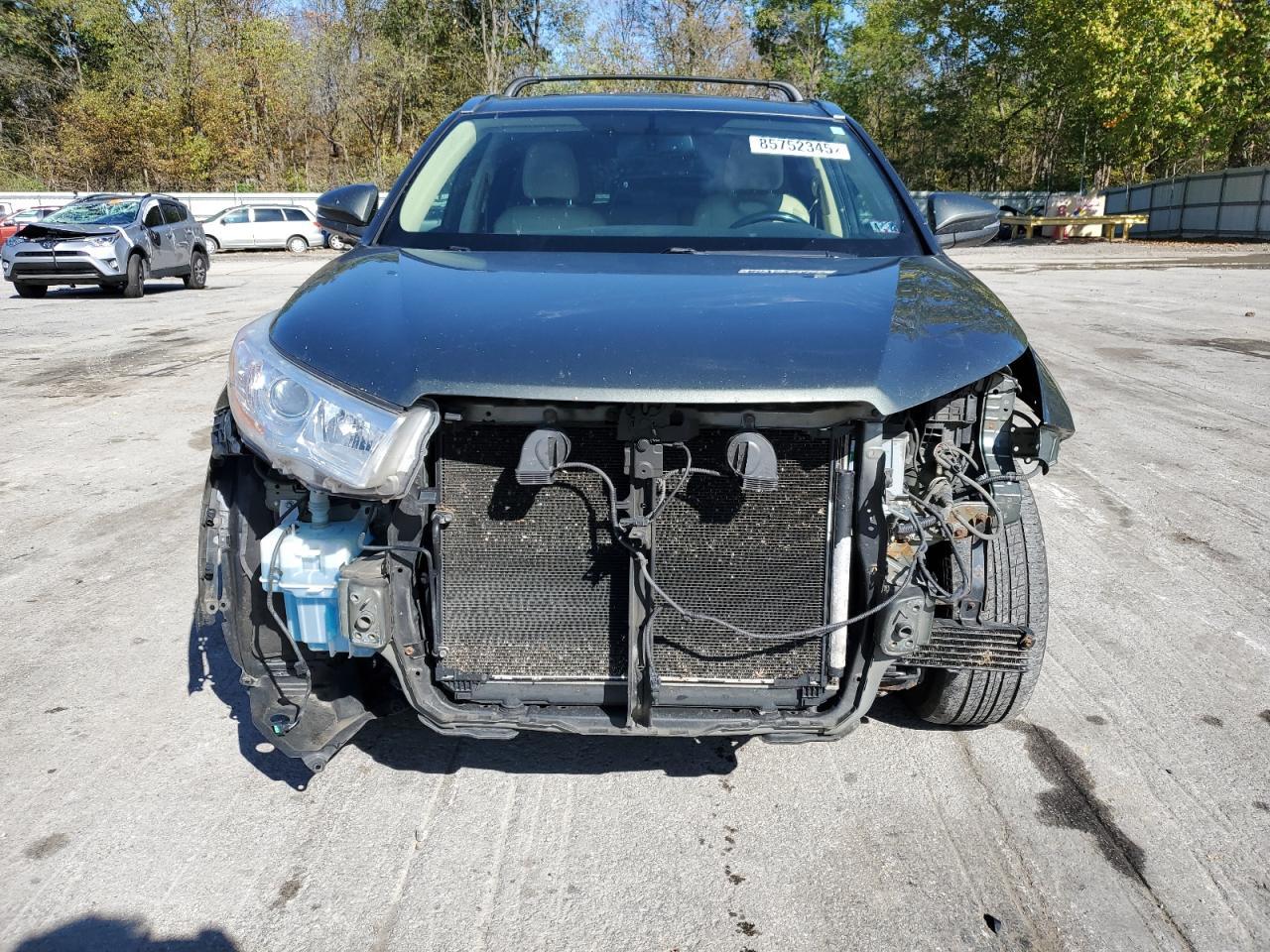 2015 TOYOTA HIGHLANDER
