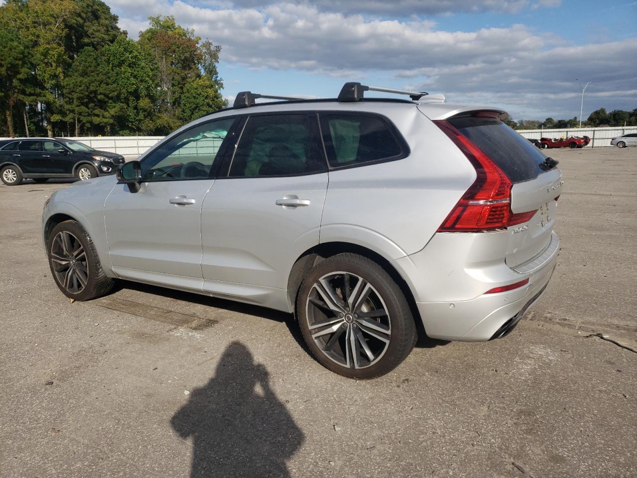 2020 VOLVO XC60