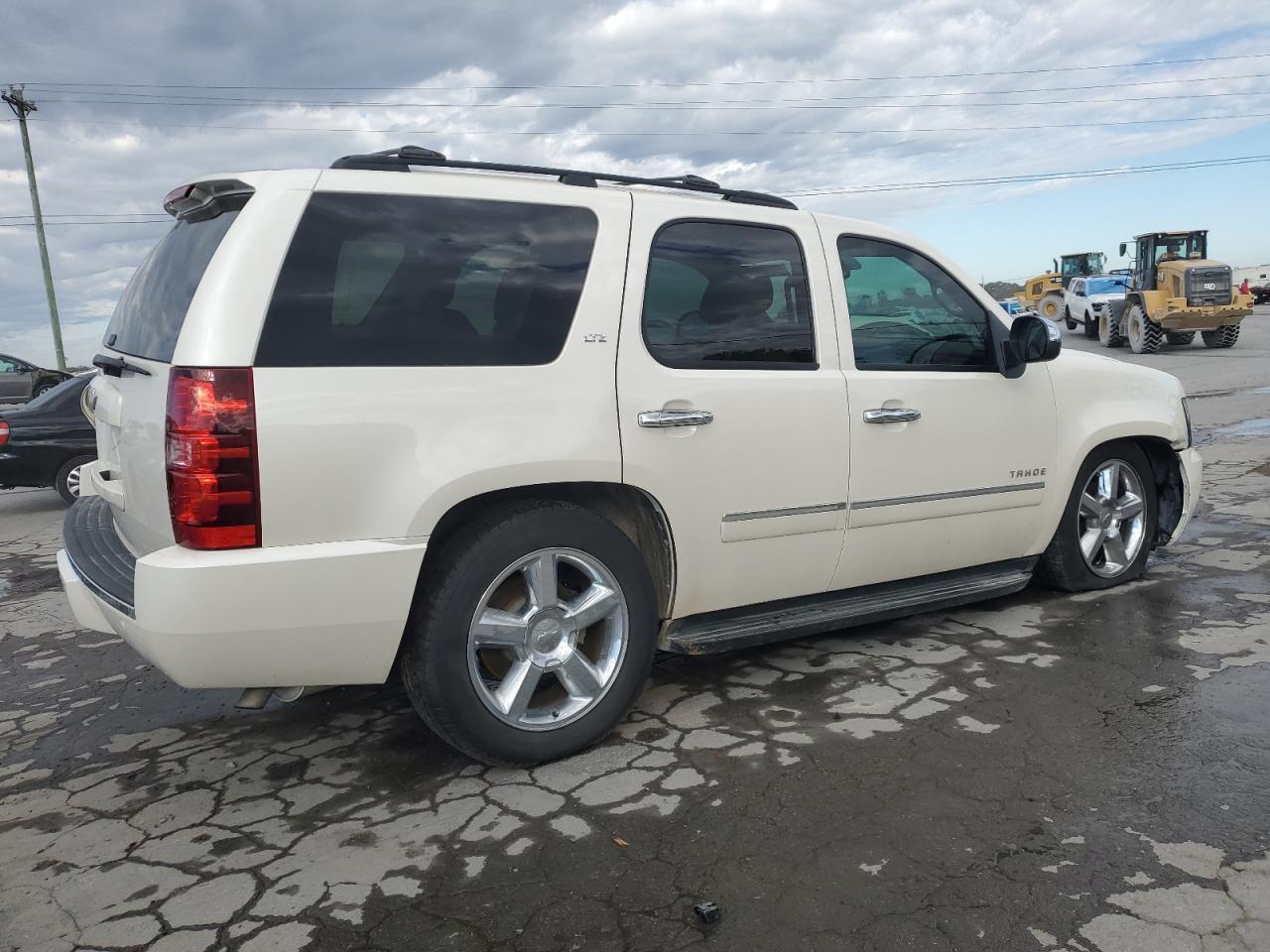 2013 CHEVROLET Tahoe