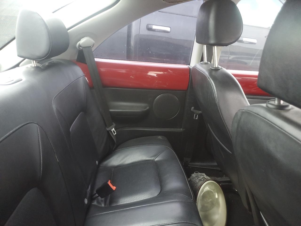 2010 VOLKSWAGEN Beetle