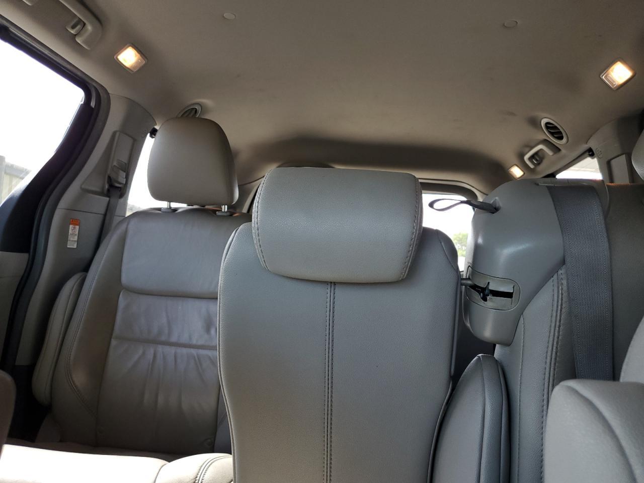 2017 TOYOTA SIENNA