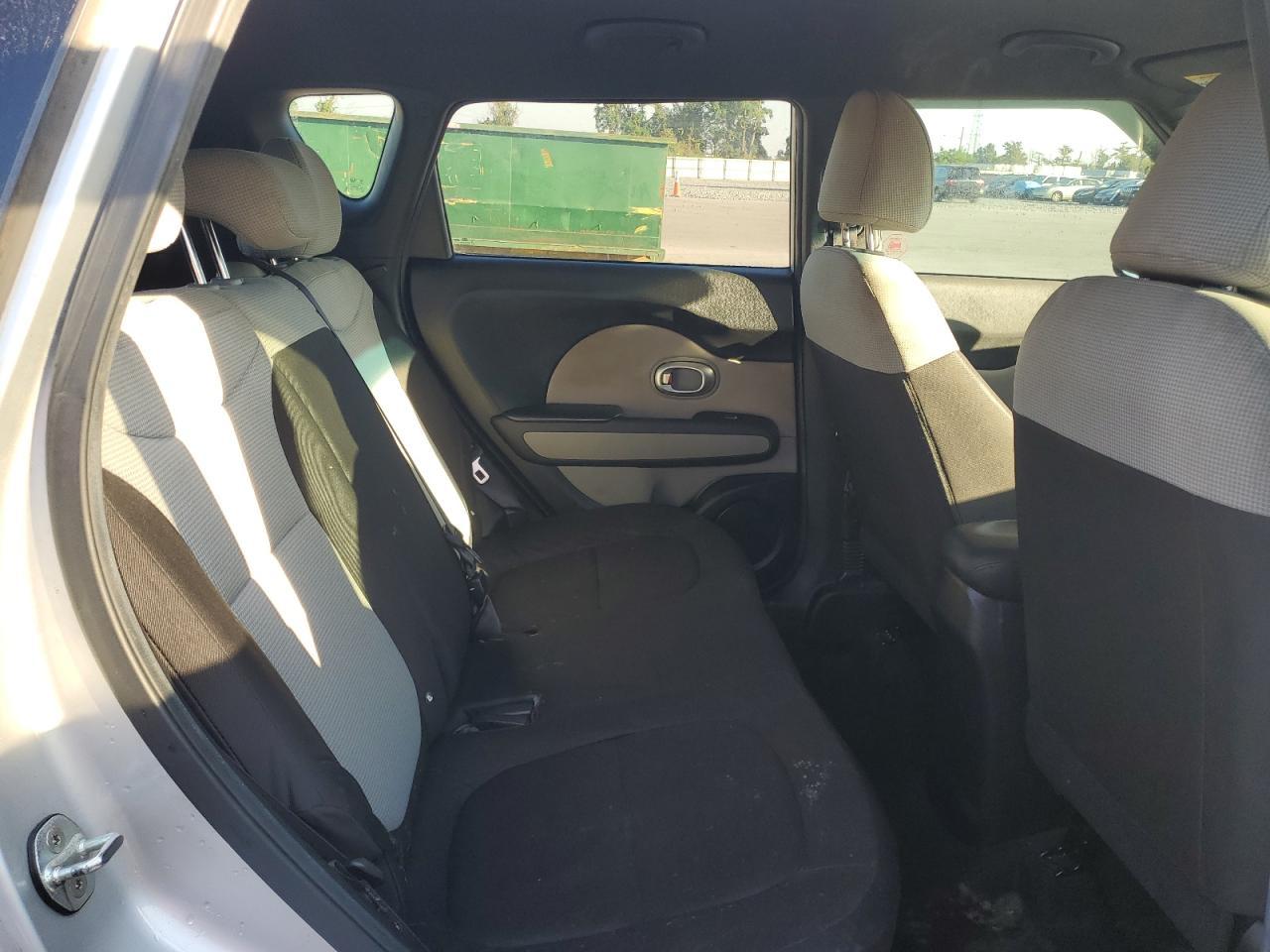 2017 KIA SOUL