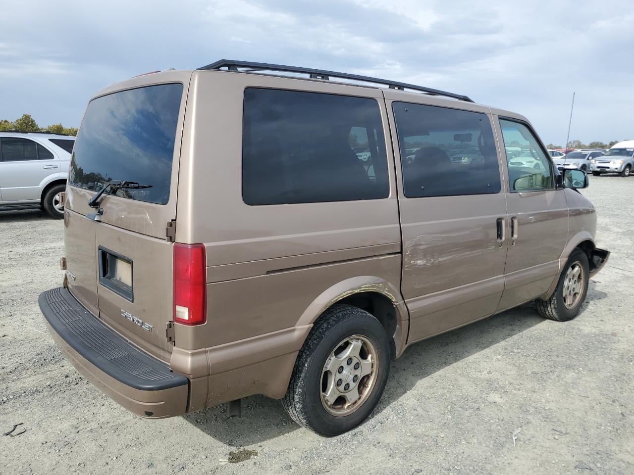 2004 CHEVROLET Astro