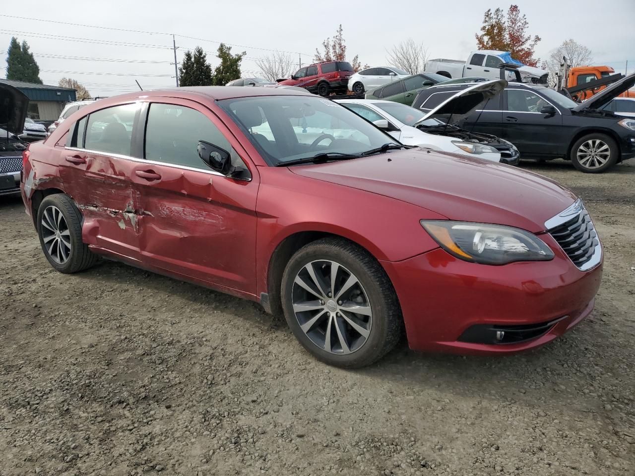 2013 CHRYSLER 200
