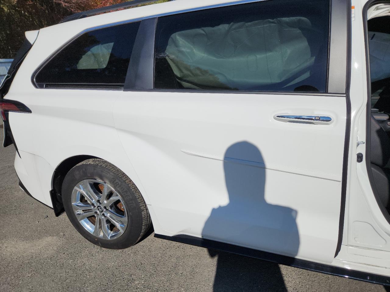 2023 TOYOTA SIENNA