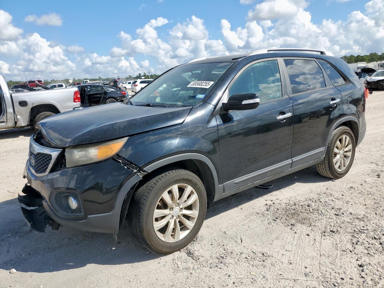 2011 KIA SORENTO
