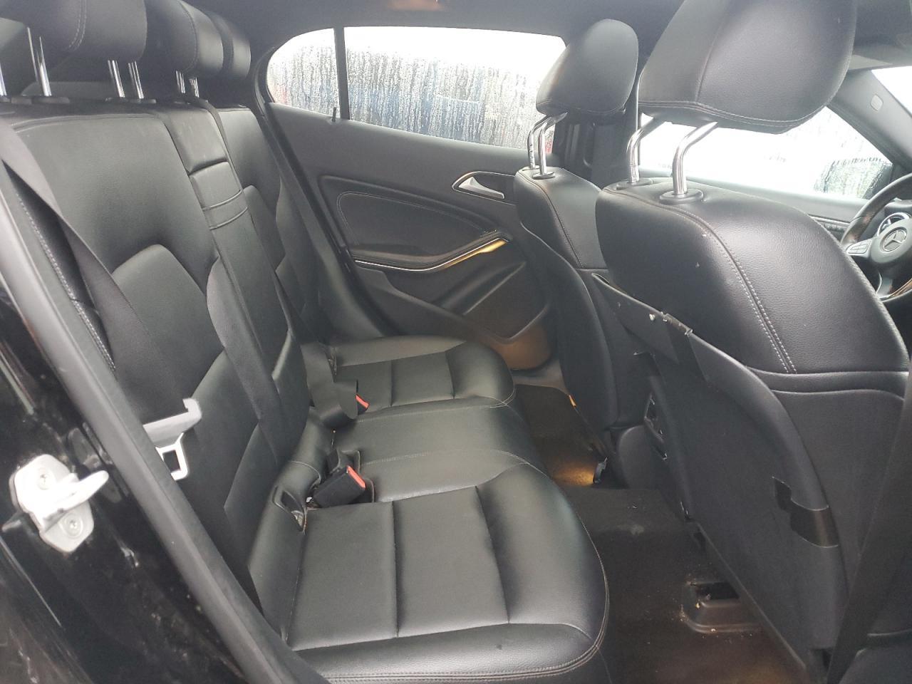 2017 MERCEDES-BENZ GLA-Class