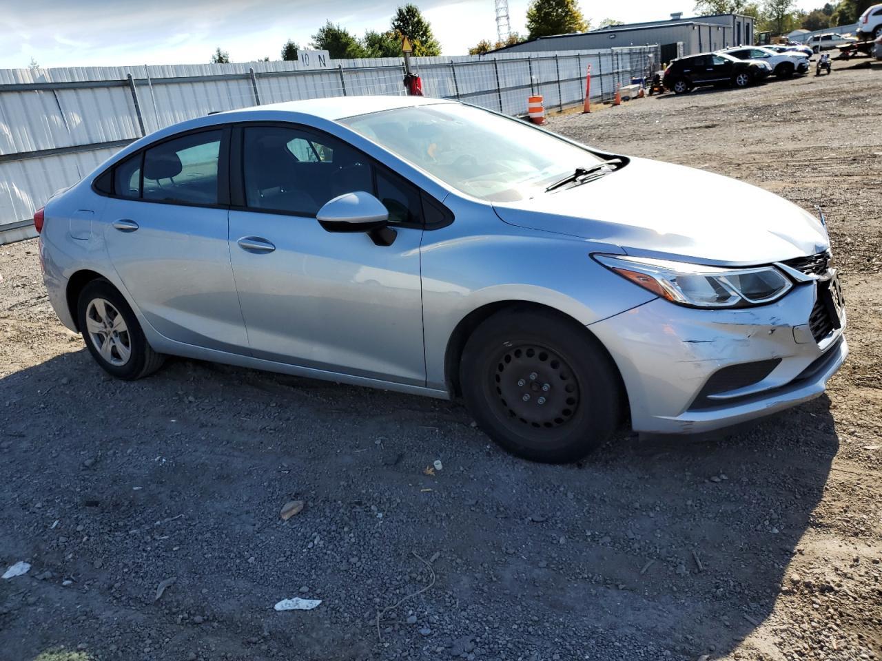 2017 CHEVROLET CRUZE