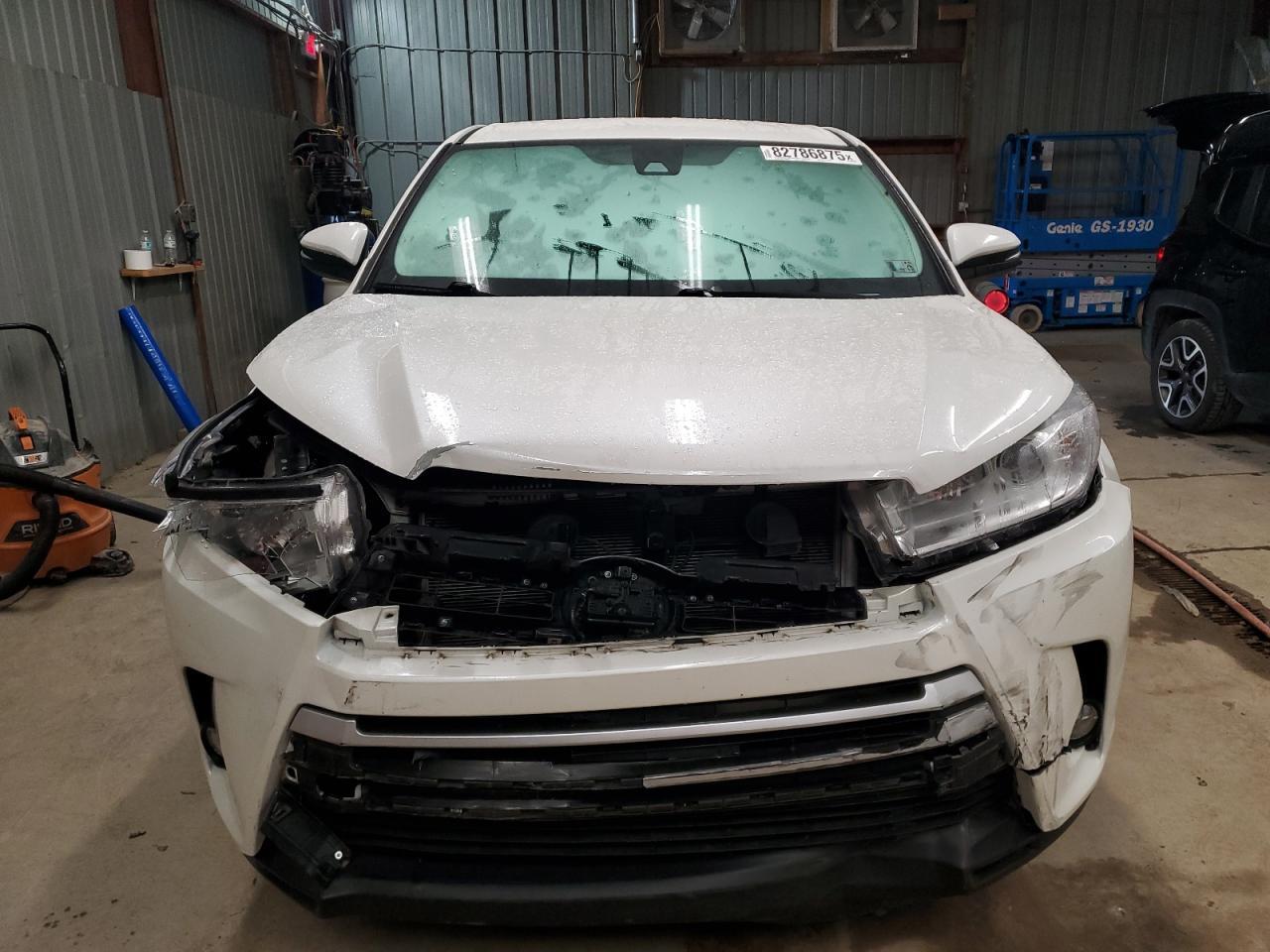 2018 TOYOTA HIGHLANDER