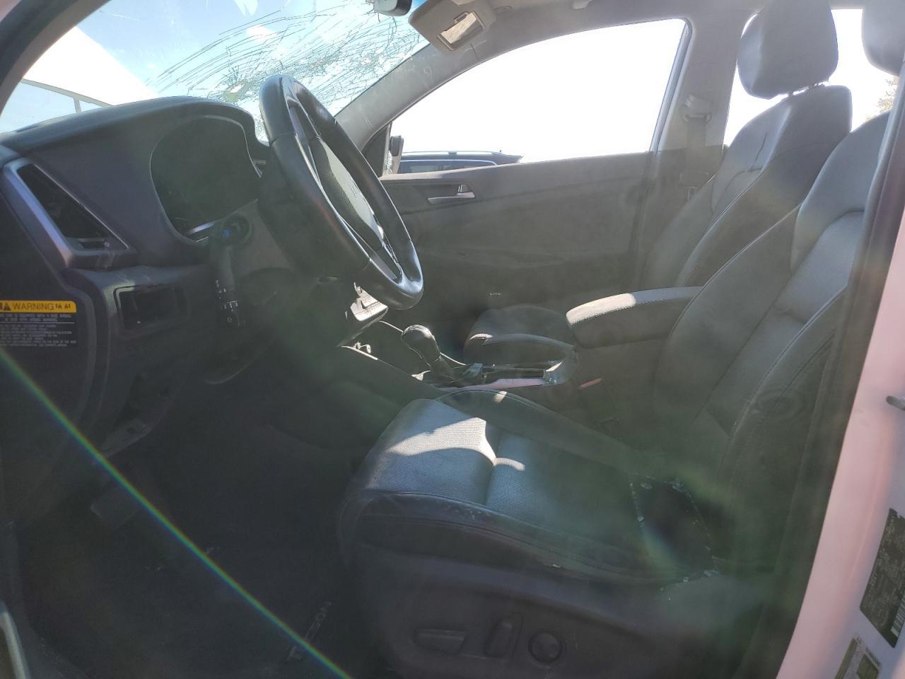 2017 HYUNDAI TUCSON