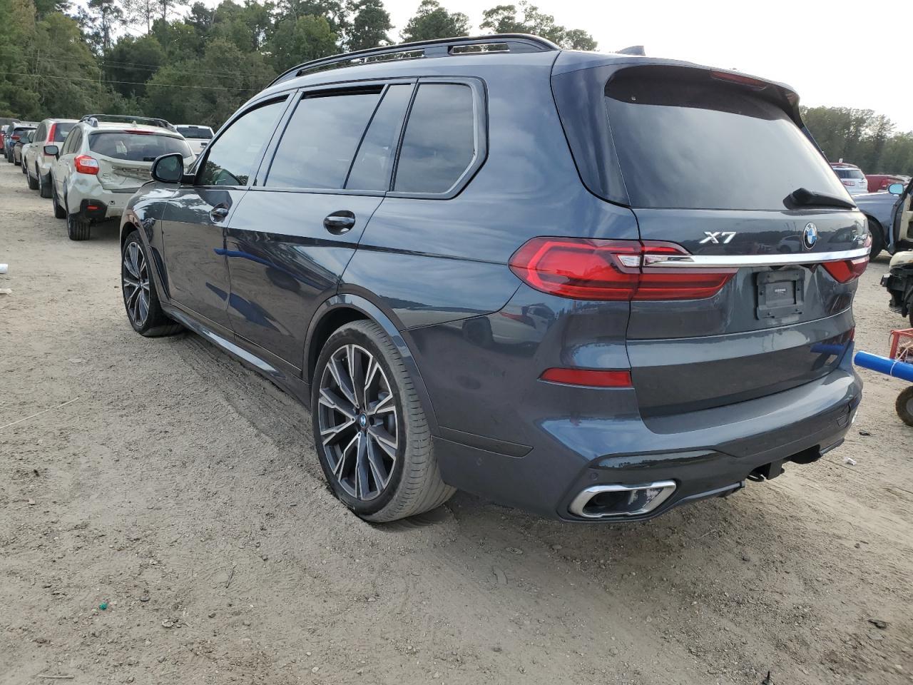 2020 BMW X7