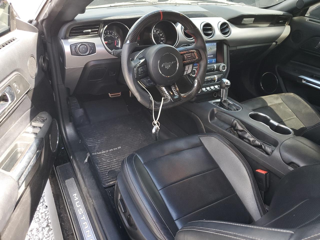 2022 FORD MUSTANG