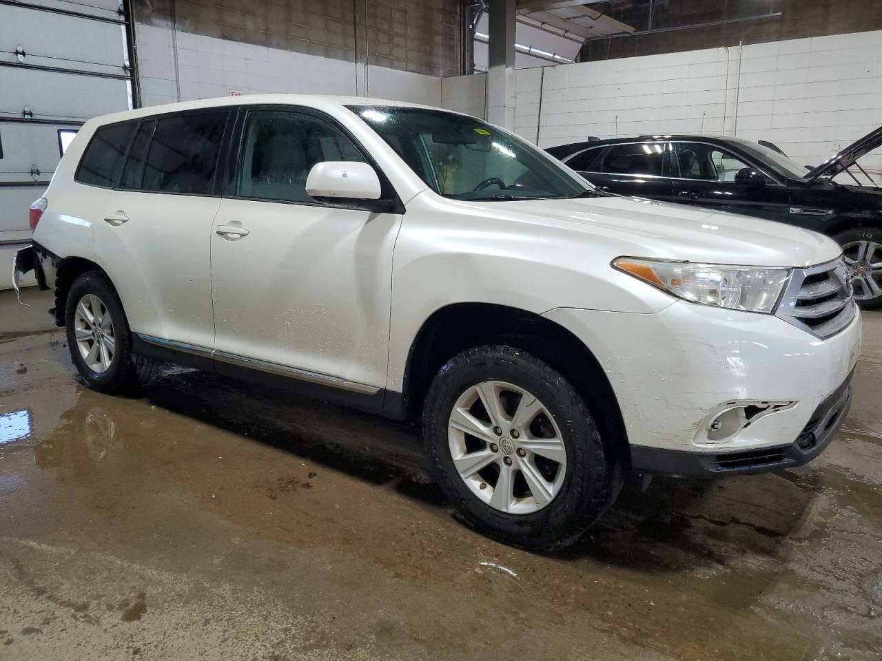 2013 TOYOTA HIGHLANDER