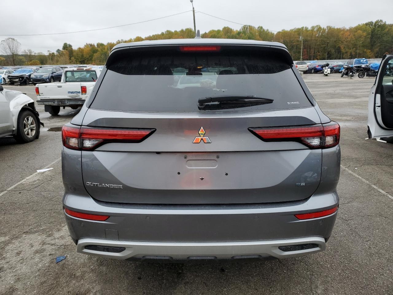 2024 MITSUBISHI outlander