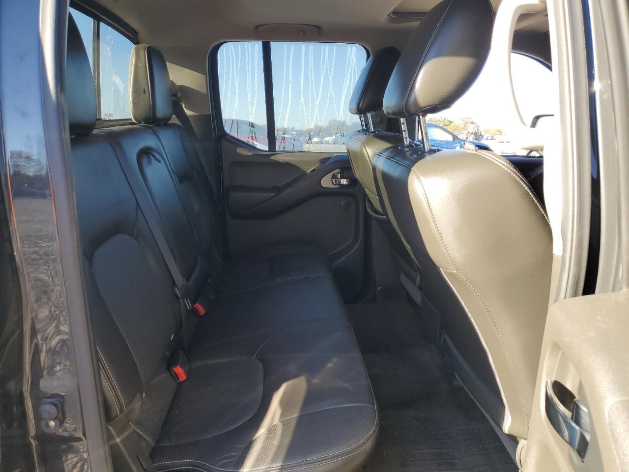 2014 NISSAN Frontier