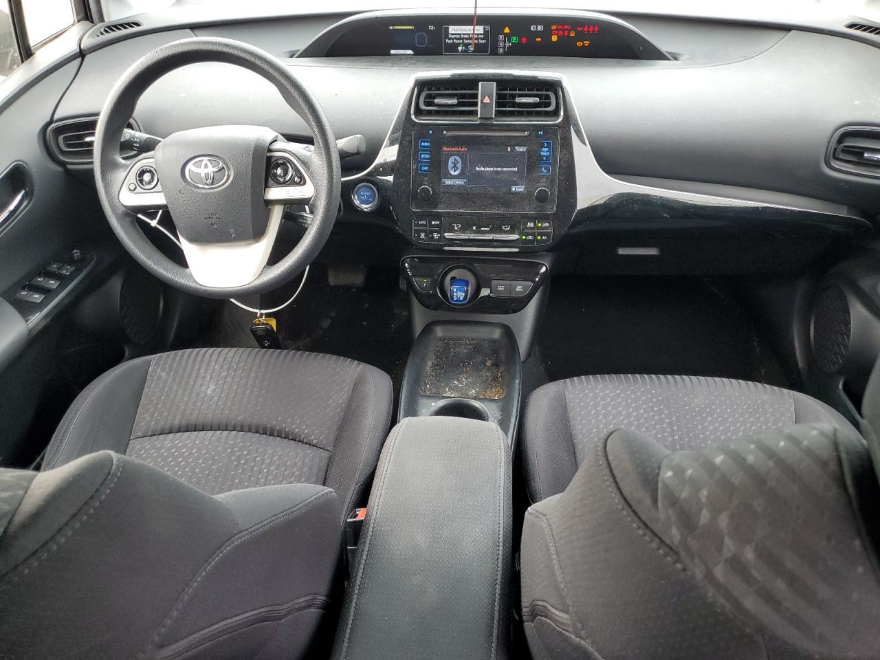 2017 TOYOTA PRIUS
