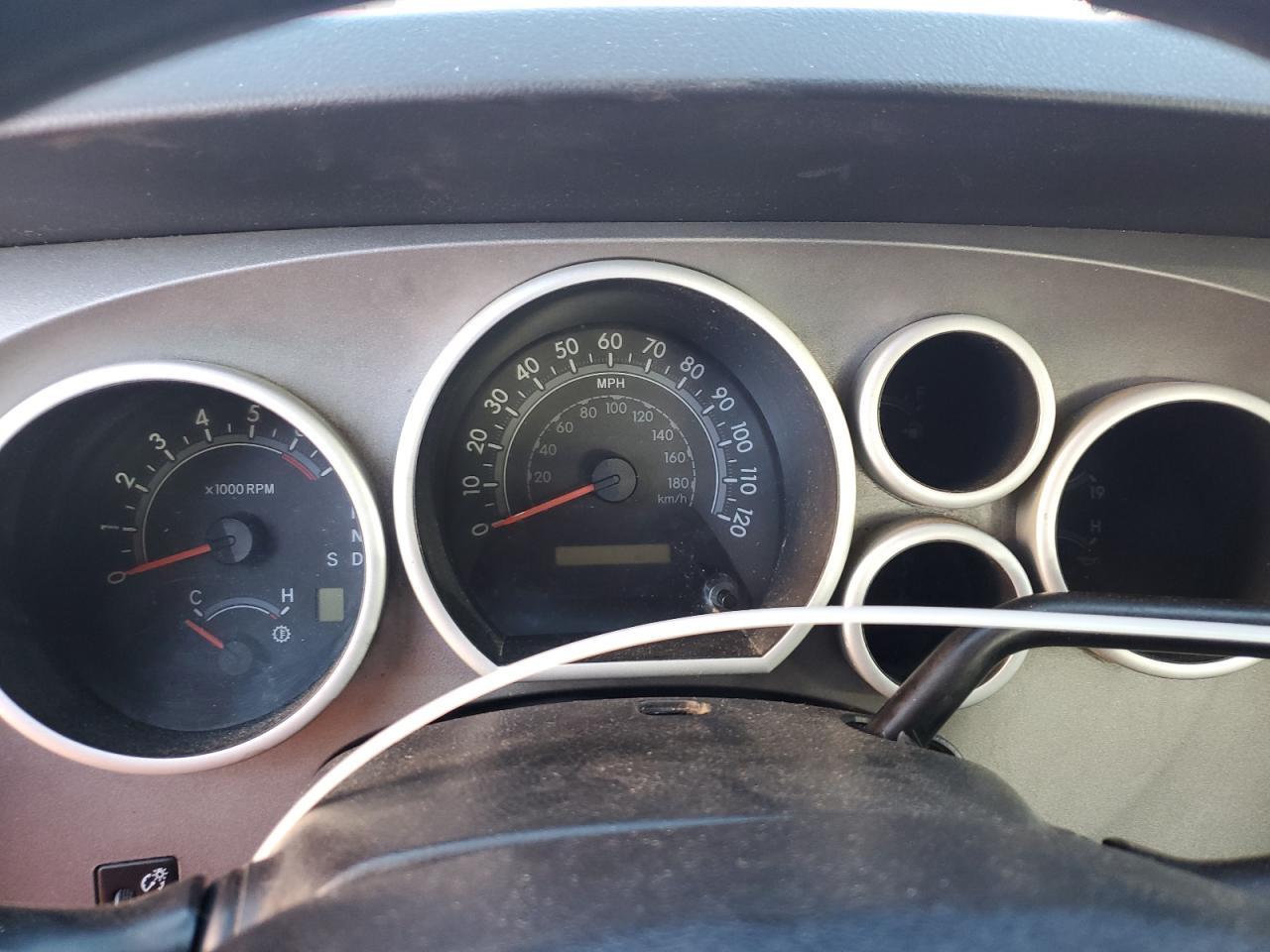 2011 TOYOTA TUNDRA
