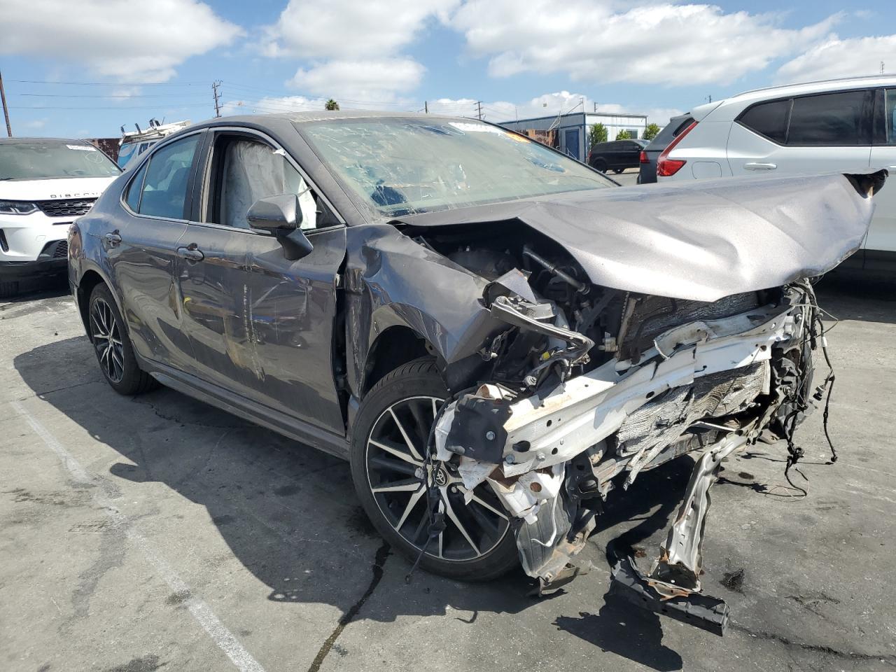 2022 TOYOTA CAMRY
