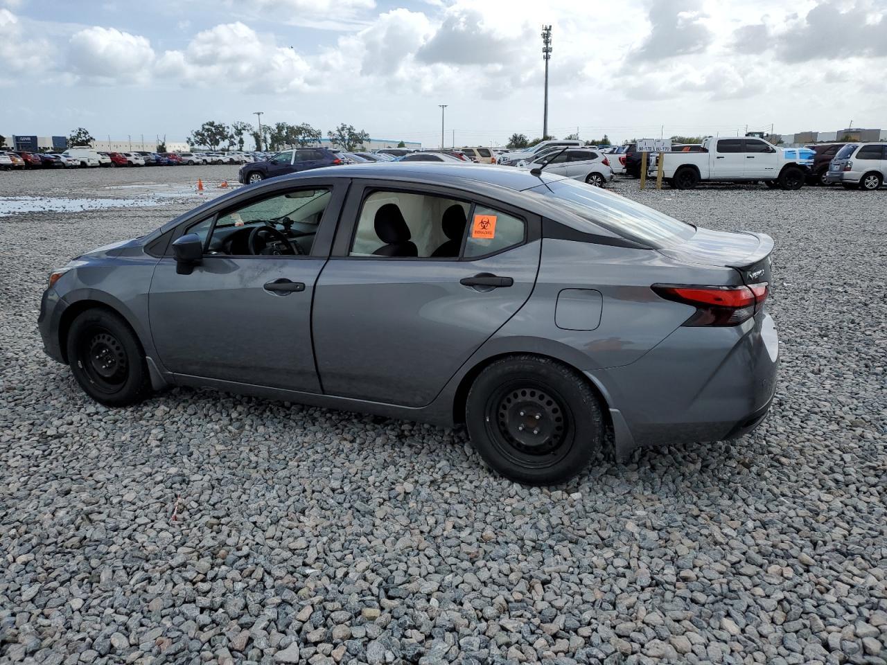 2020 NISSAN VERSA